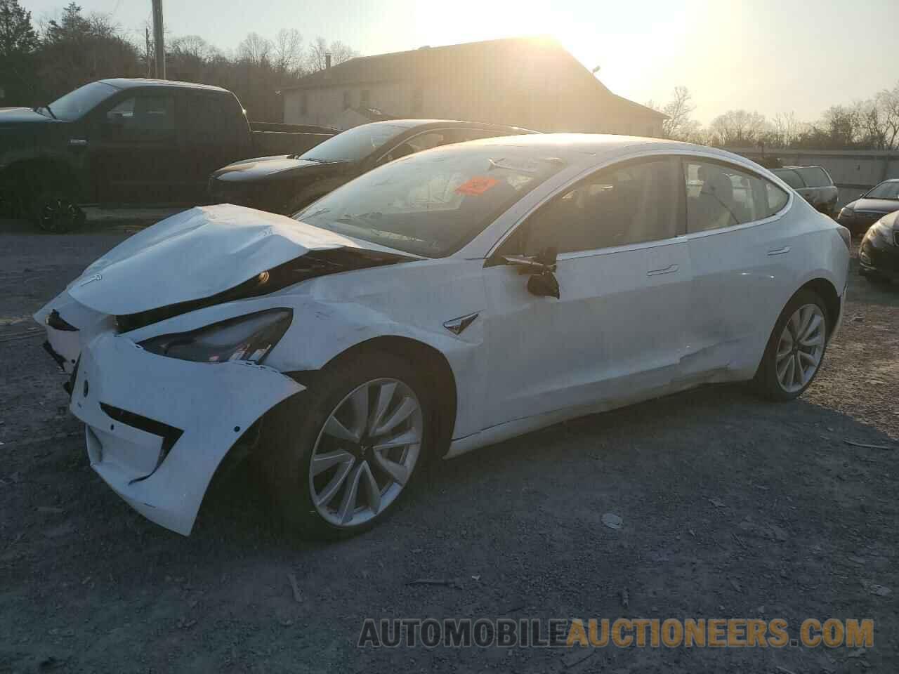 5YJ3E1EA7JF025177 TESLA MODEL 3 2018