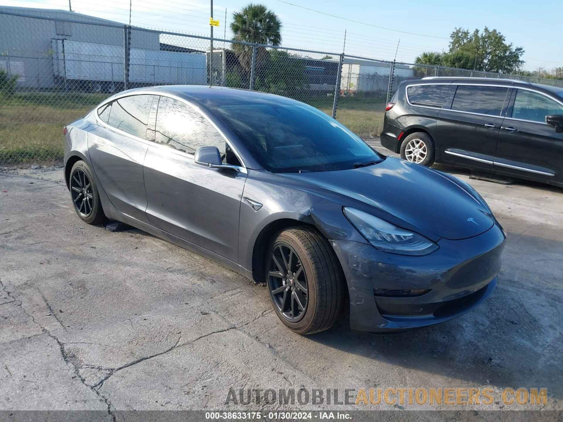 5YJ3E1EA7JF028080 TESLA MODEL 3 2018