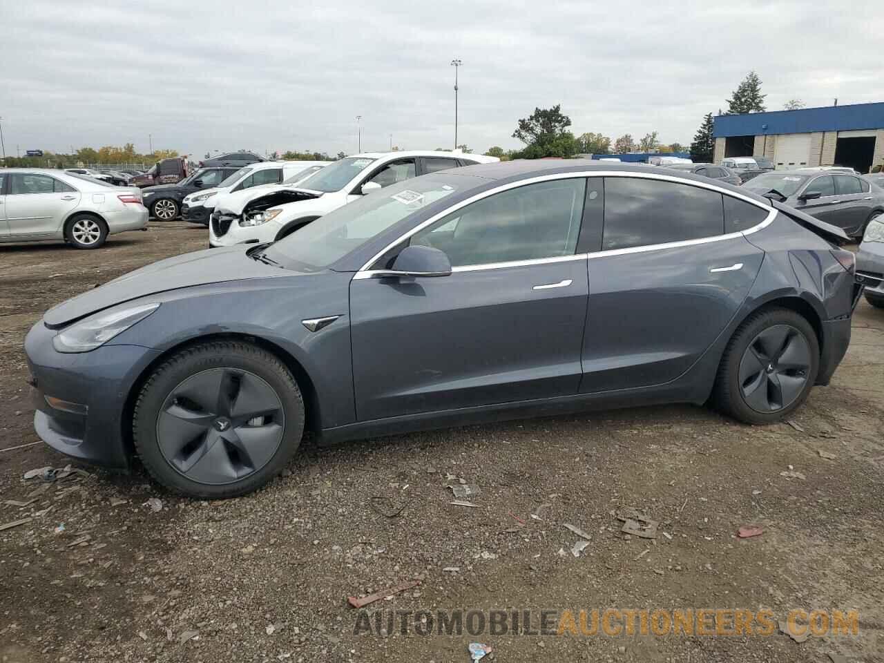 5YJ3E1EA7JF030511 TESLA MODEL 3 2018