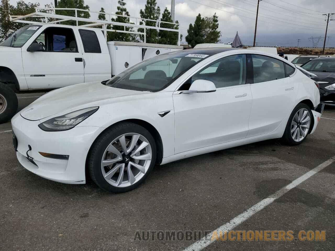 5YJ3E1EA7JF036034 TESLA MODEL 3 2018