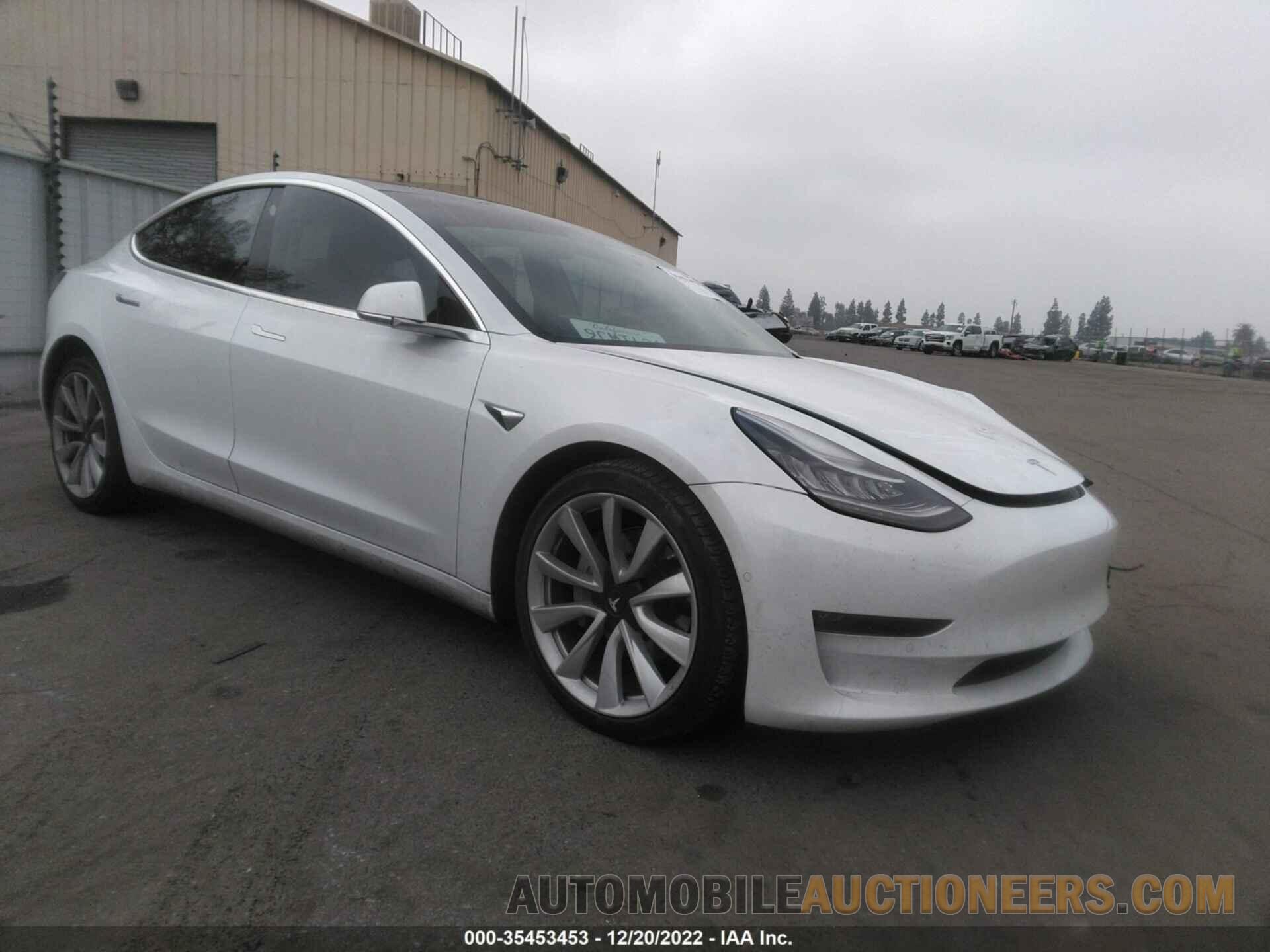 5YJ3E1EA7JF052640 TESLA MODEL 3 2018