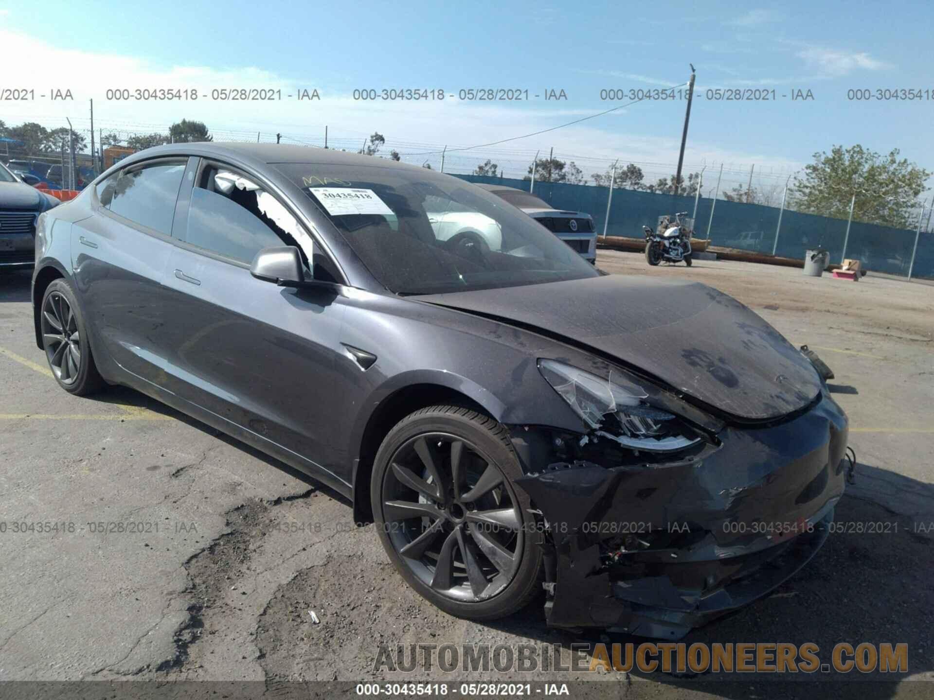 5YJ3E1EA7JF052895 TESLA MODEL 3 2018