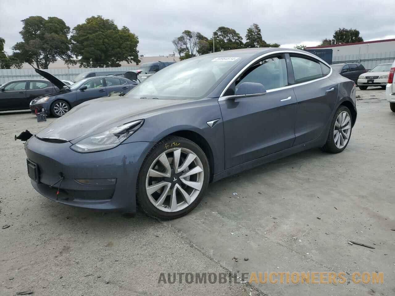 5YJ3E1EA7JF060589 TESLA MODEL 3 2018