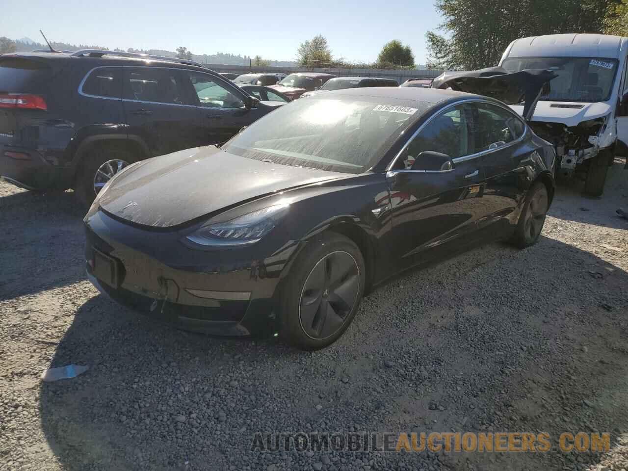 5YJ3E1EA7JF071852 TESLA MODEL 3 2018