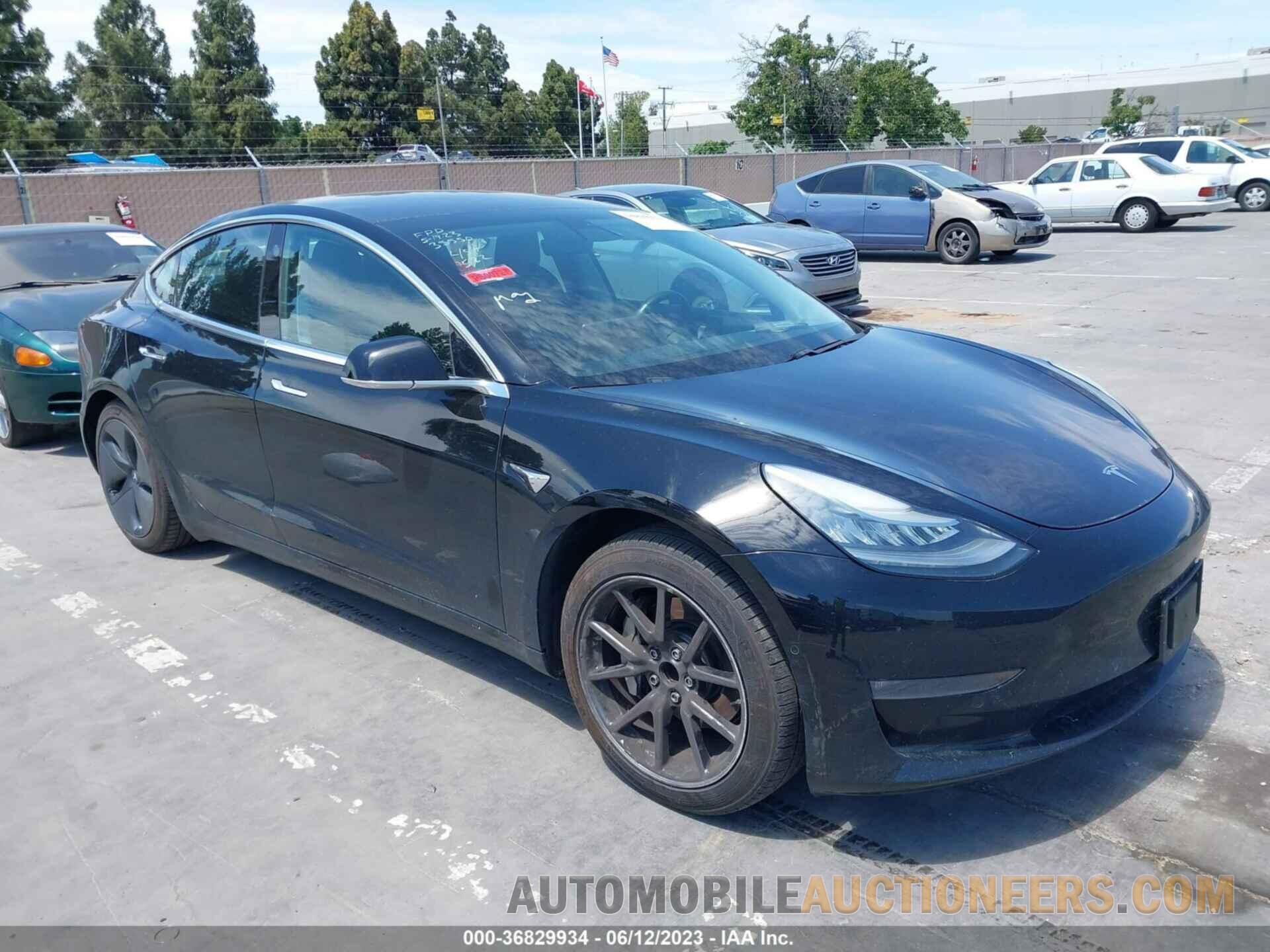 5YJ3E1EA7JF094922 TESLA MODEL 3 2018