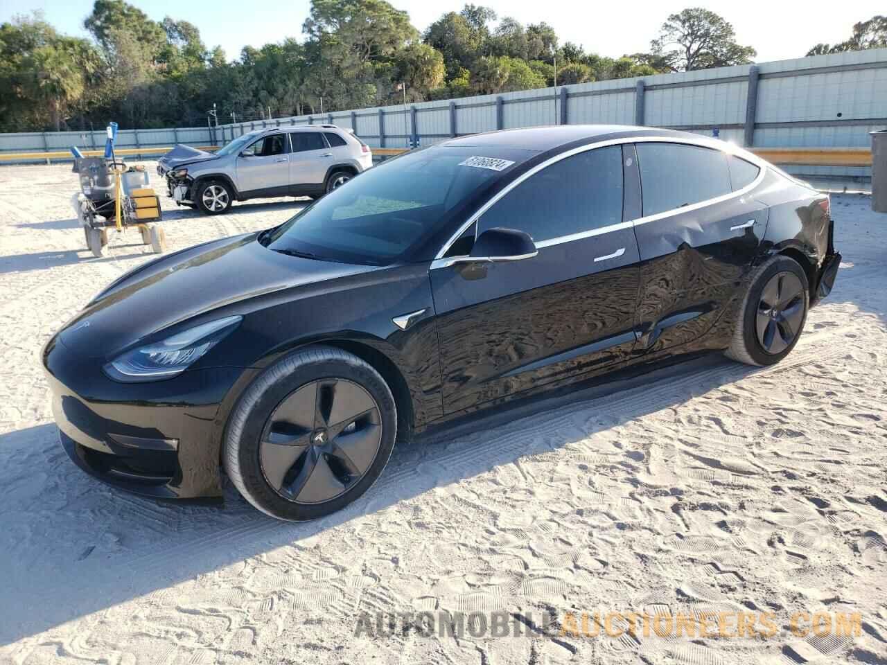 5YJ3E1EA7JF095259 TESLA MODEL 3 2018