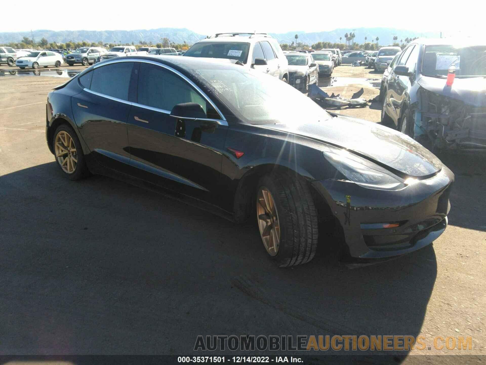 5YJ3E1EA7JF123089 TESLA MODEL 3 2018