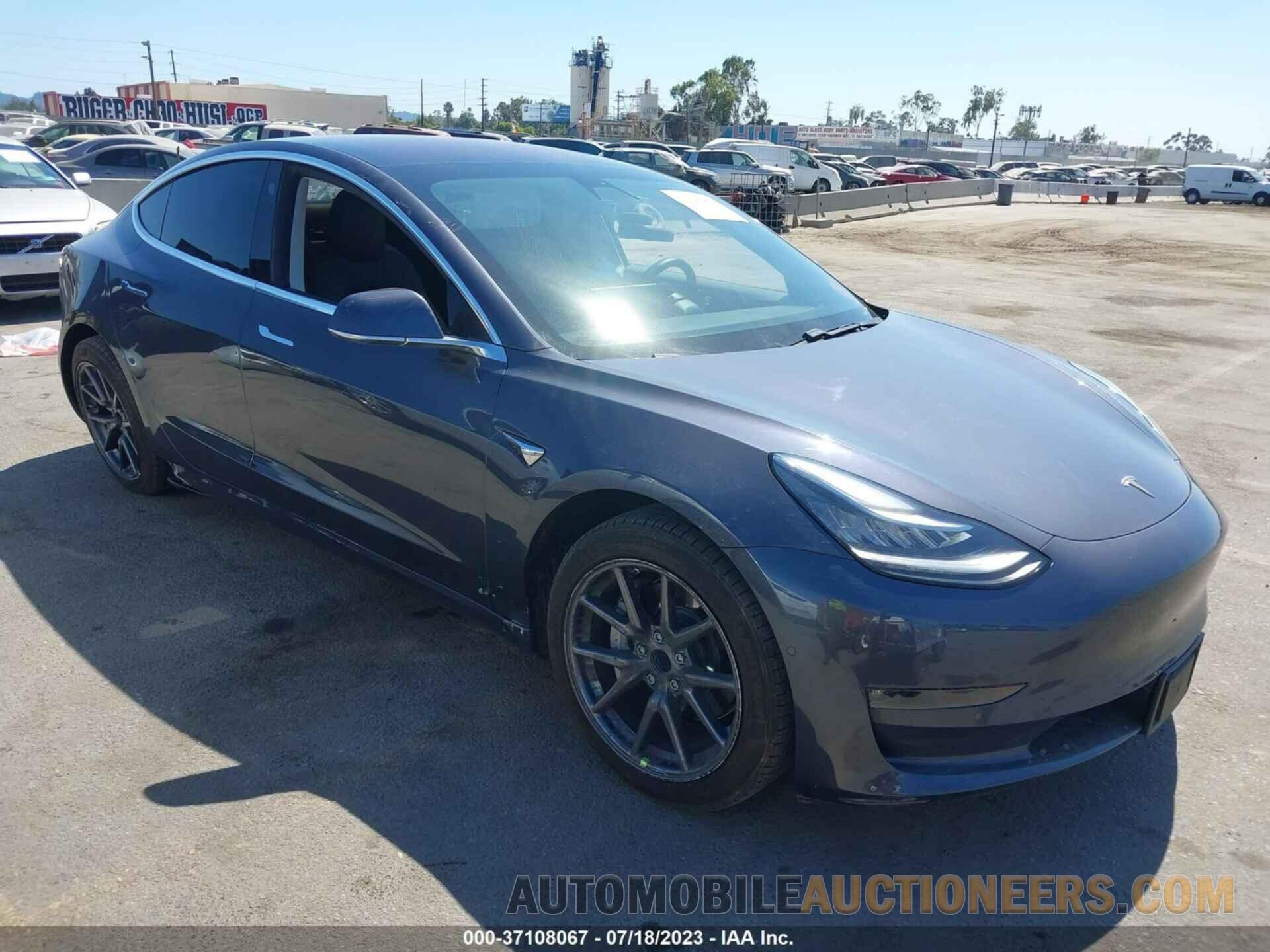 5YJ3E1EA7JF158294 TESLA MODEL 3 2018