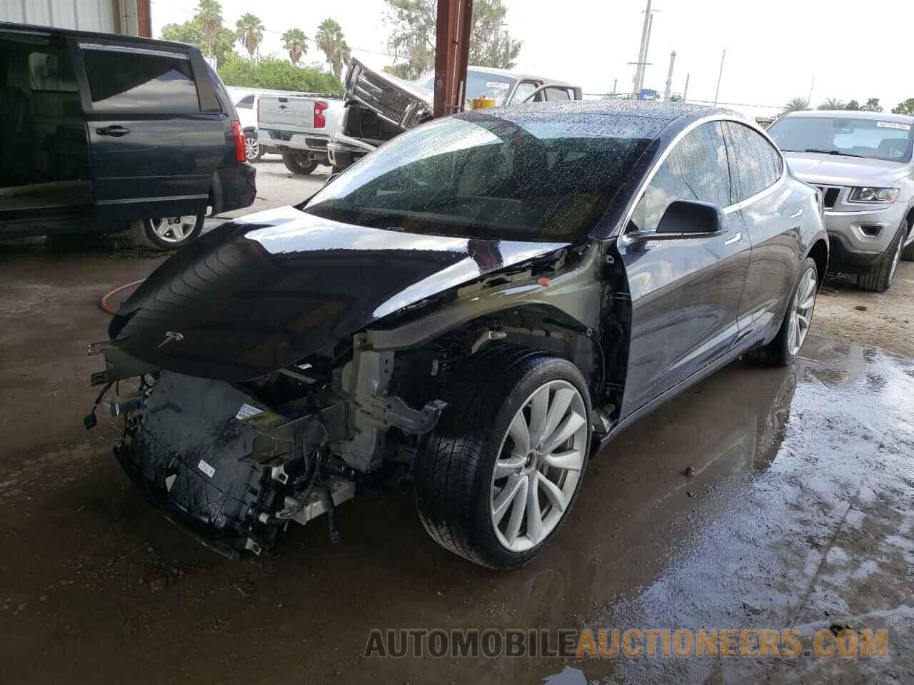 5YJ3E1EA7JF163513 TESLA MODEL 3 2018