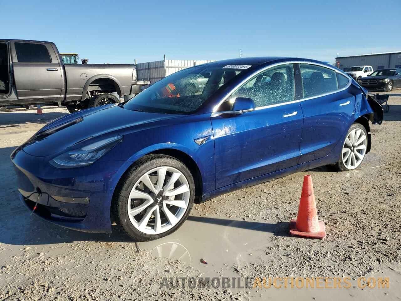 5YJ3E1EA7JF164502 TESLA MODEL 3 2018