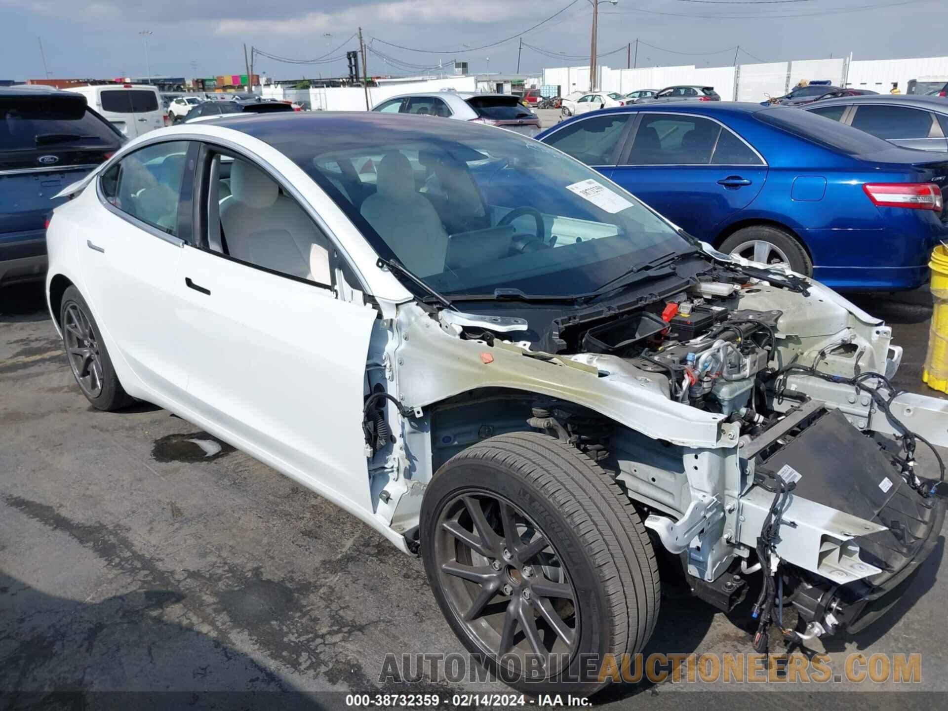 5YJ3E1EA7JF166413 TESLA MODEL 3 2018