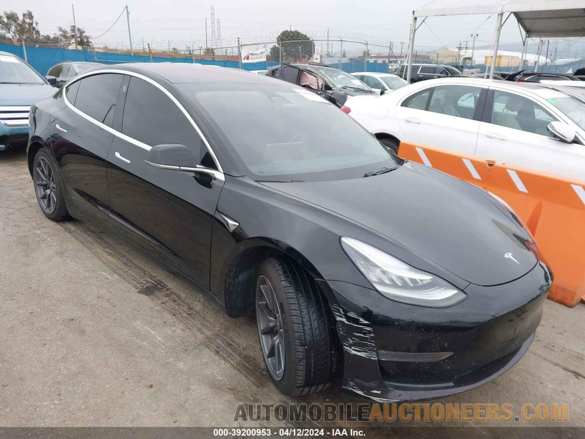 5YJ3E1EA7KF297035 TESLA MODEL 3 2019