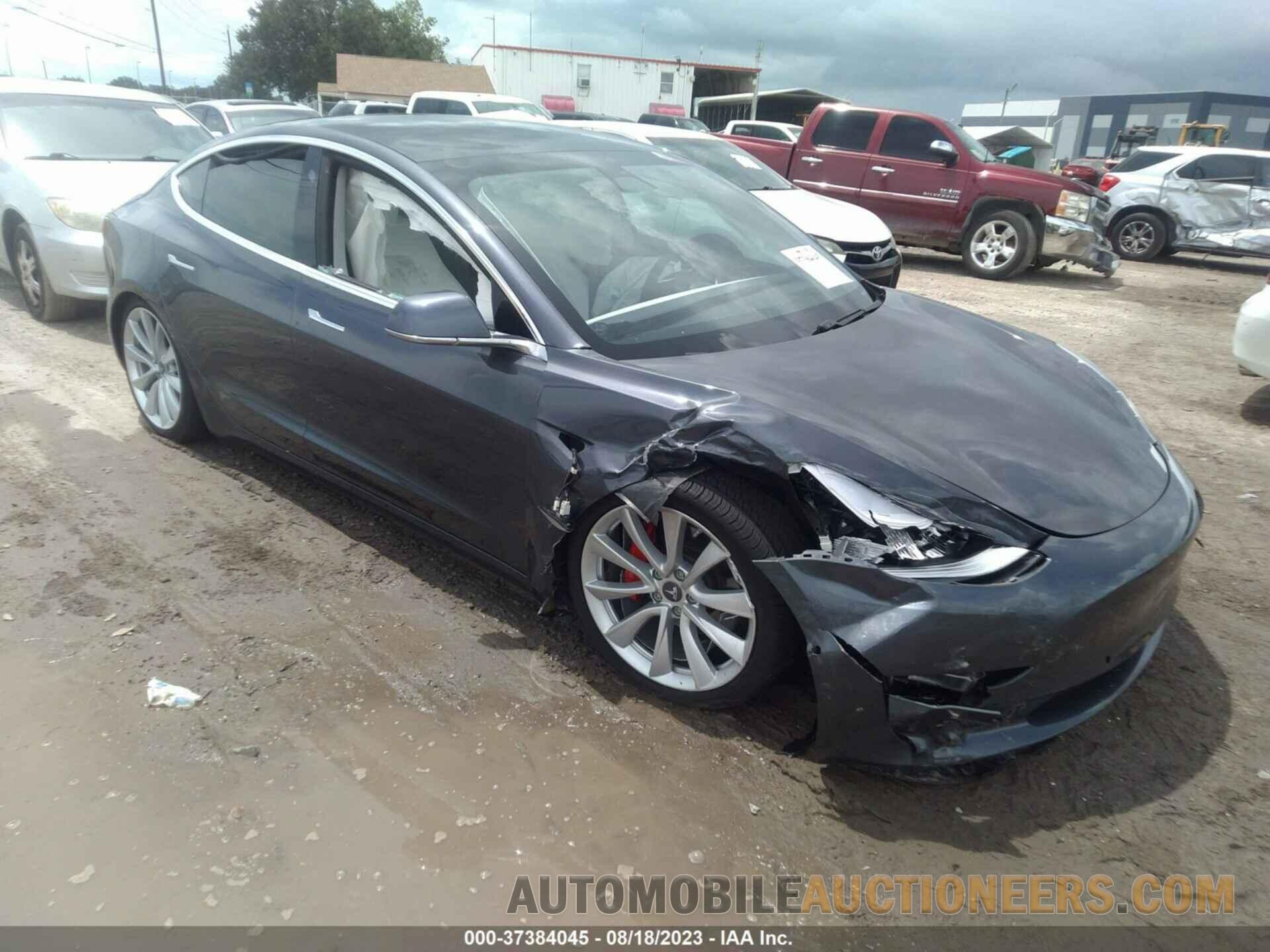 5YJ3E1EA7KF301827 TESLA MODEL 3 2019