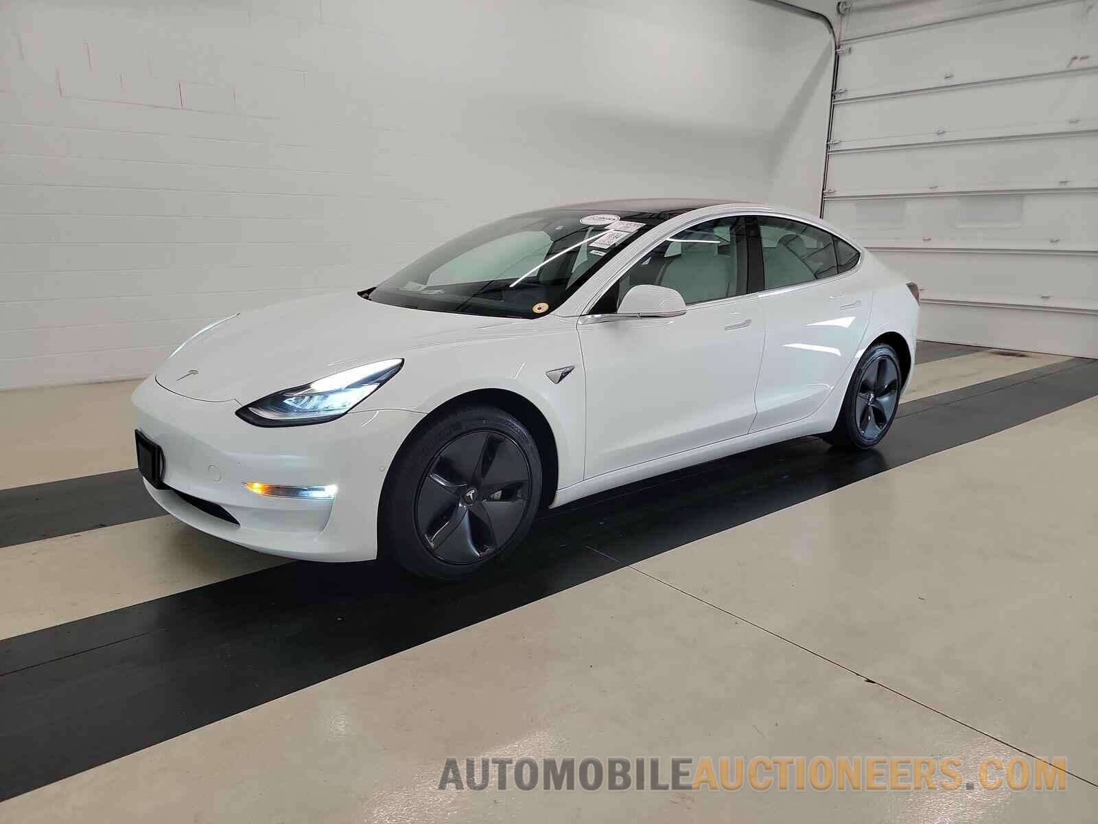 5YJ3E1EA7KF302038 Tesla Model 3 2019