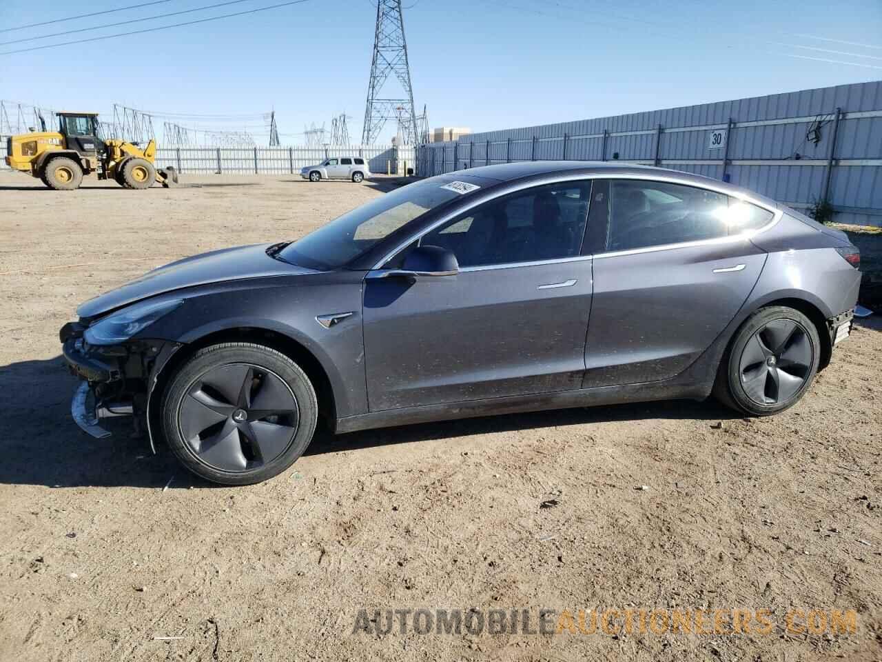 5YJ3E1EA7KF307496 TESLA MODEL 3 2019