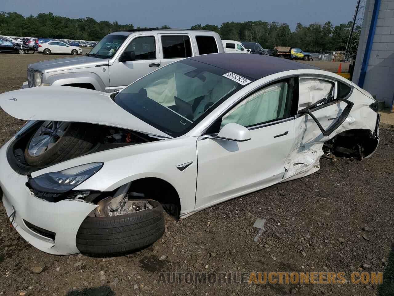 5YJ3E1EA7KF324797 TESLA MODEL 3 2019