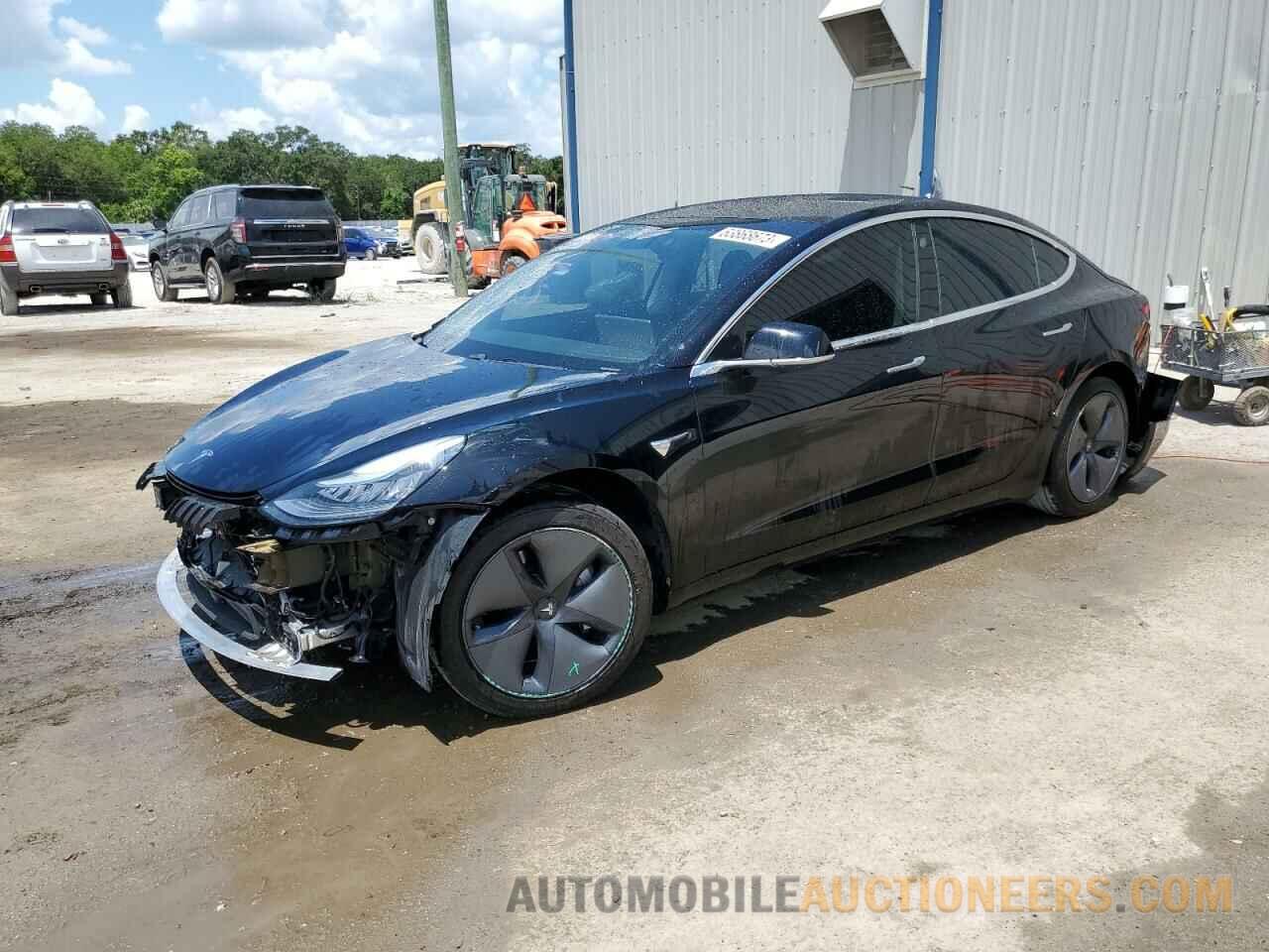 5YJ3E1EA7KF395739 TESLA MODEL 3 2019