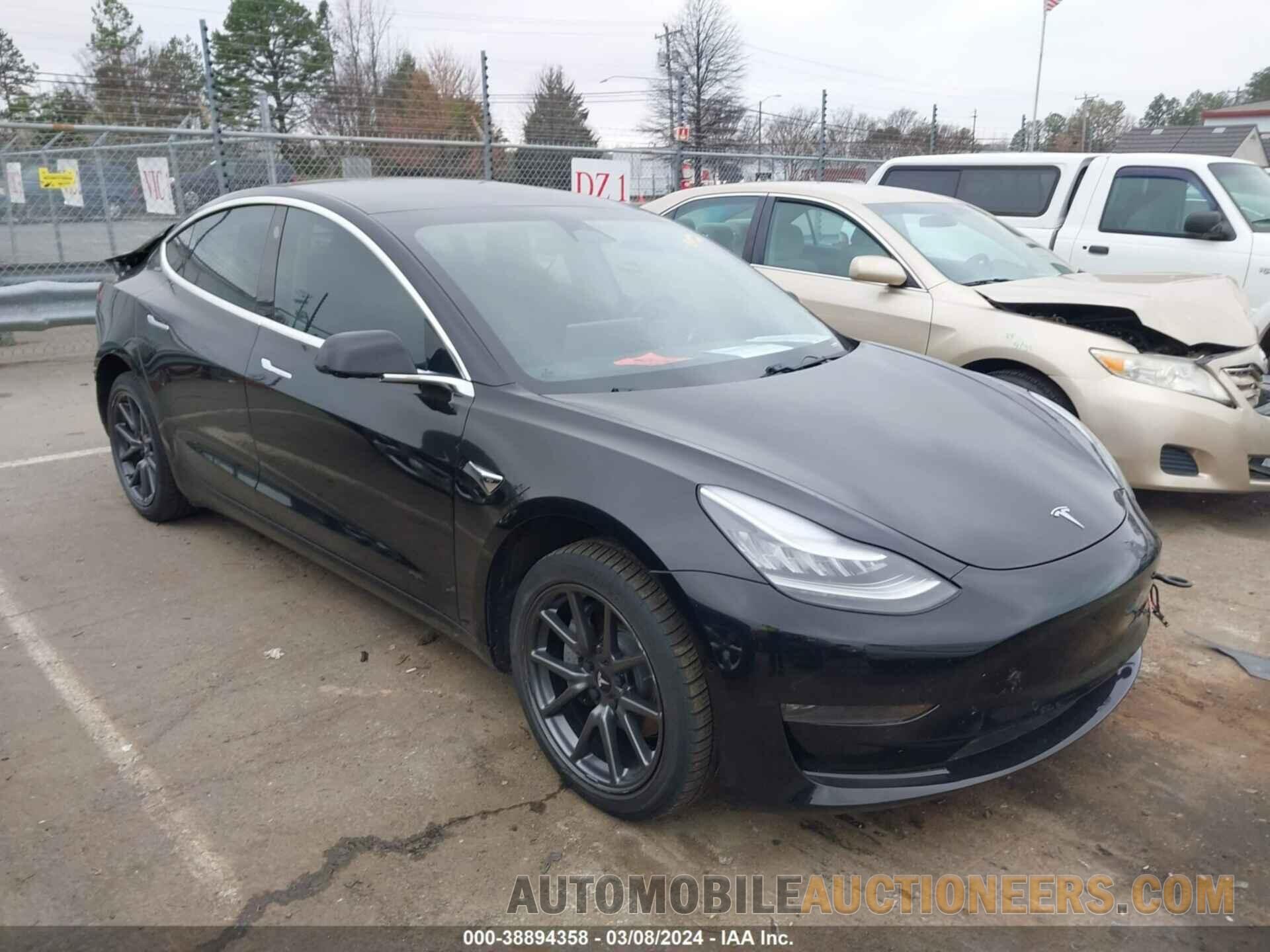 5YJ3E1EA7KF397782 TESLA MODEL 3 2019