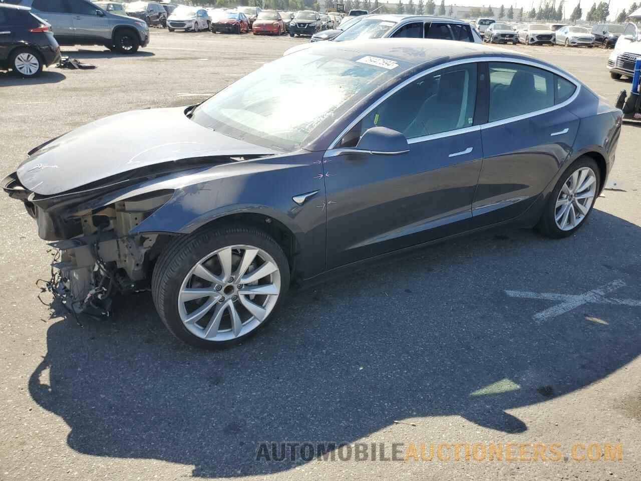 5YJ3E1EA7KF425435 TESLA MODEL 3 2019