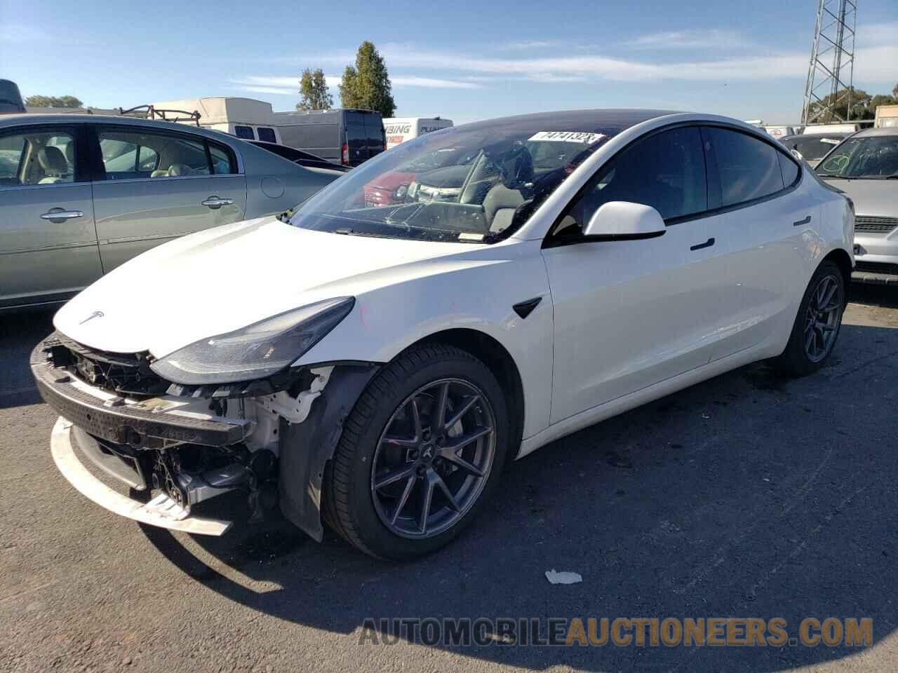 5YJ3E1EA7MF016211 TESLA MODEL 3 2021