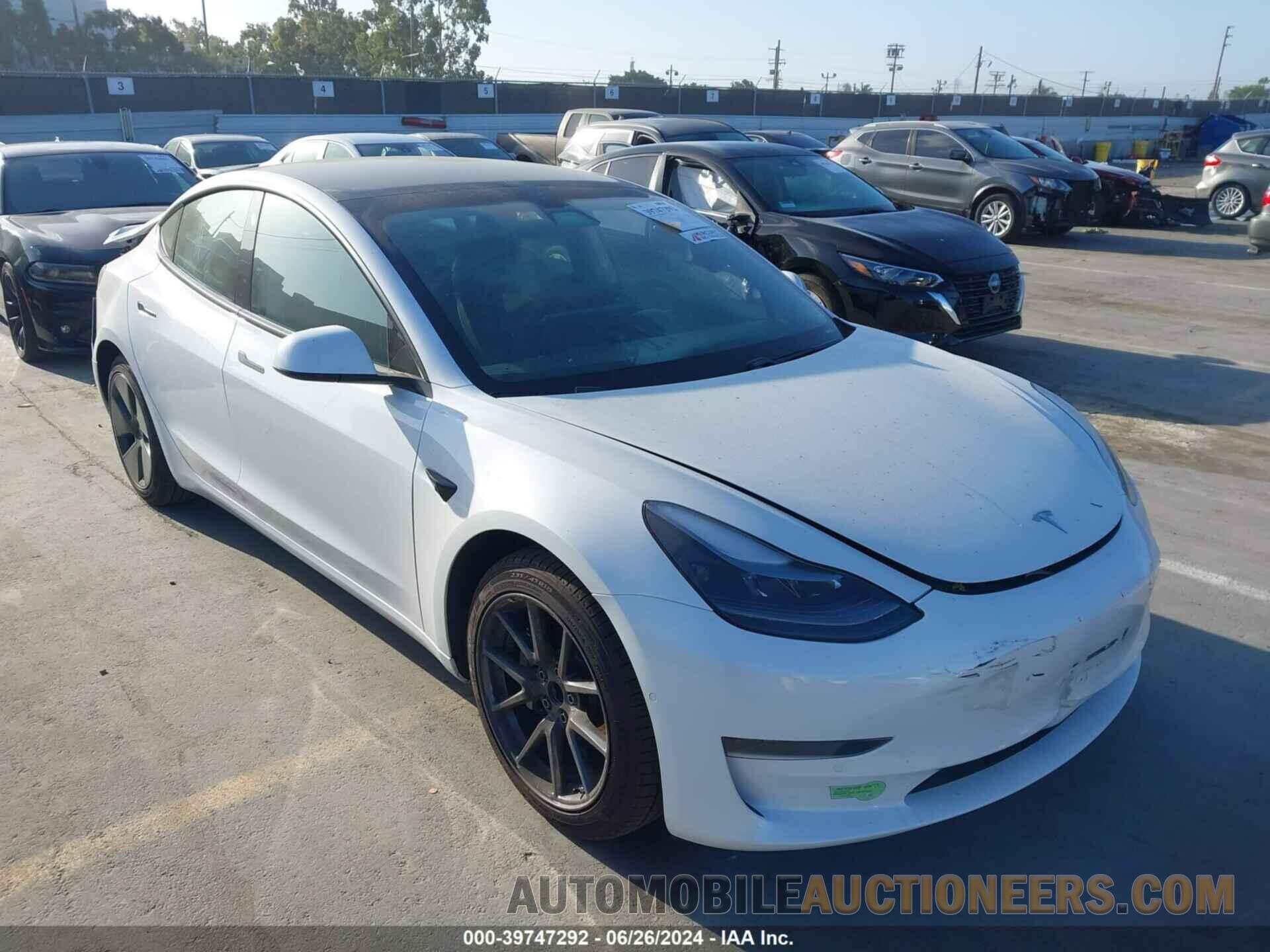 5YJ3E1EA7MF921161 TESLA MODEL 3 2021