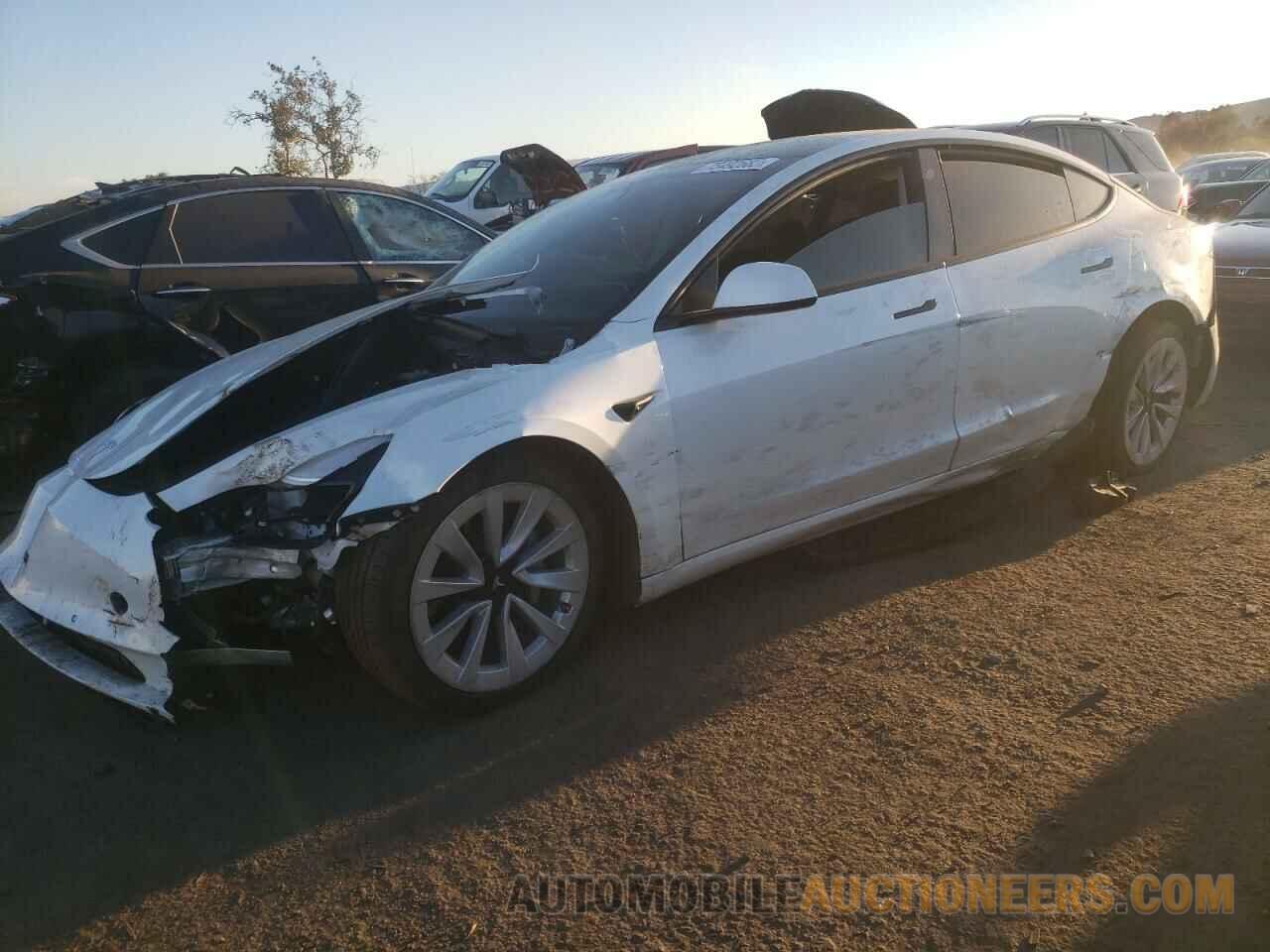 5YJ3E1EA7NF357688 TESLA MODEL 3 2022