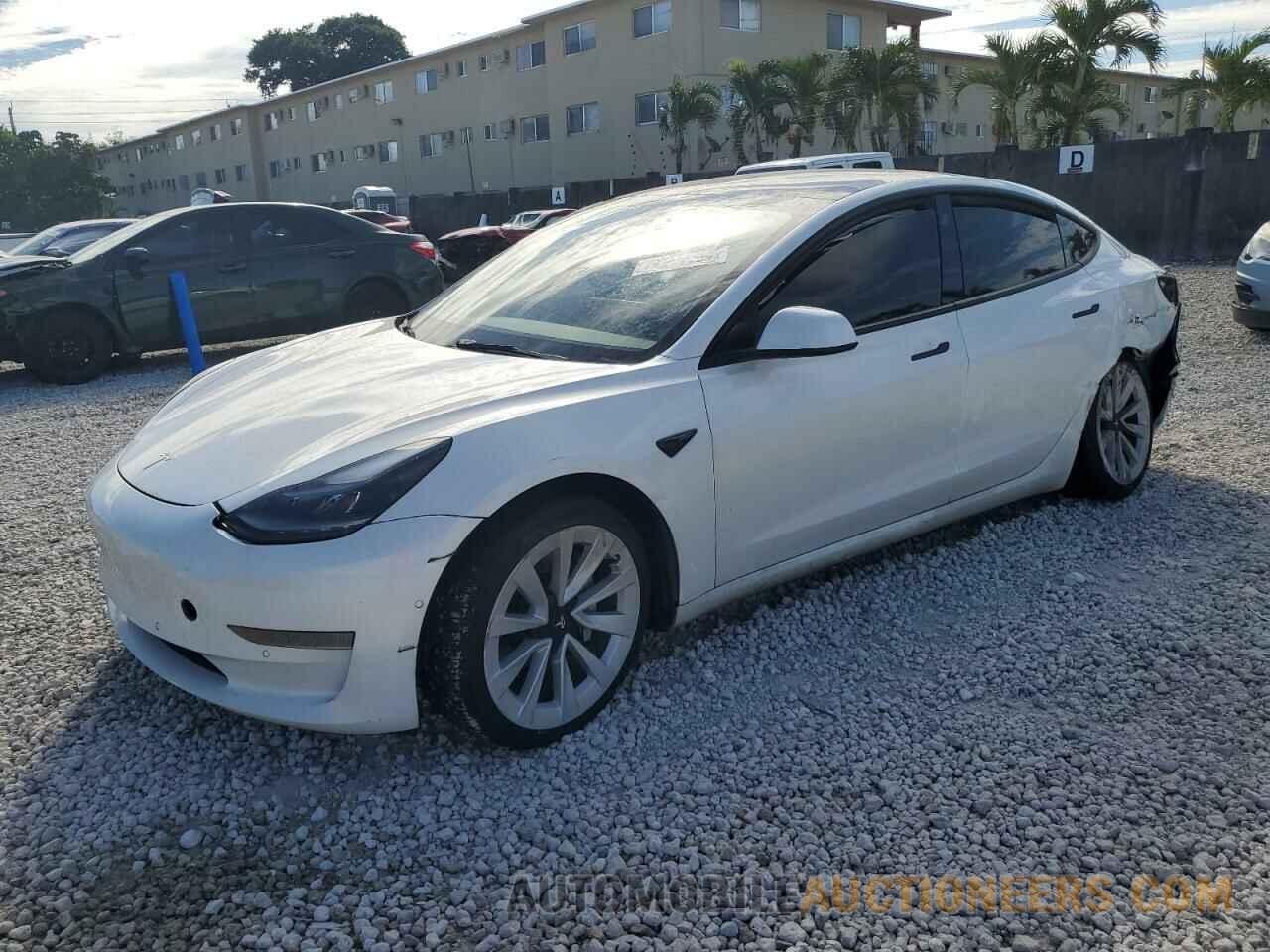 5YJ3E1EA7NF368951 TESLA MODEL 3 2022