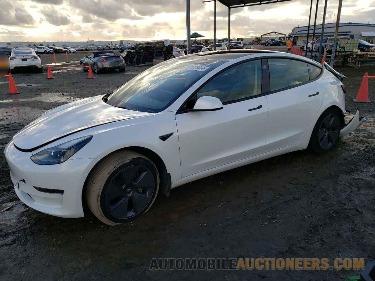 5YJ3E1EA7PF405838 TESLA MODEL 3 2023