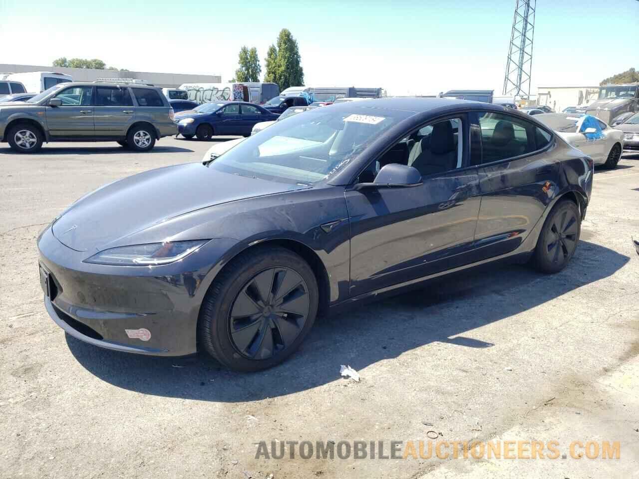 5YJ3E1EA7RF718648 TESLA MODEL 3 2024