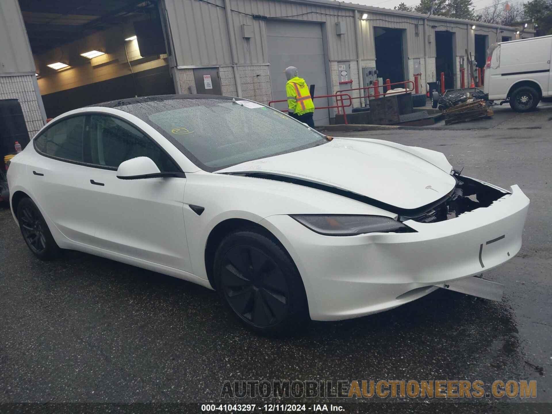 5YJ3E1EA7RF729214 TESLA MODEL 3 2024