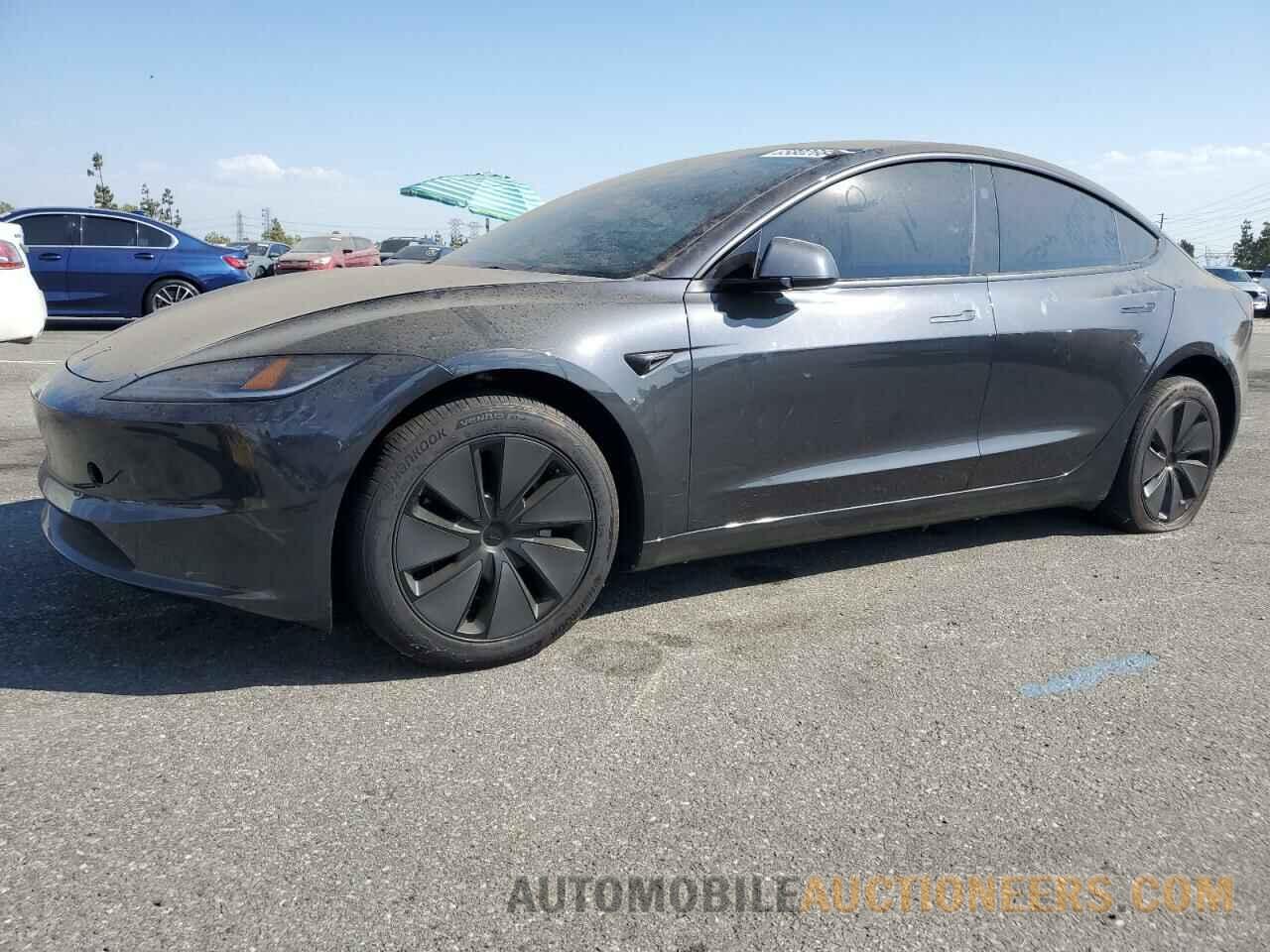 5YJ3E1EA7RF736468 TESLA MODEL 3 2024