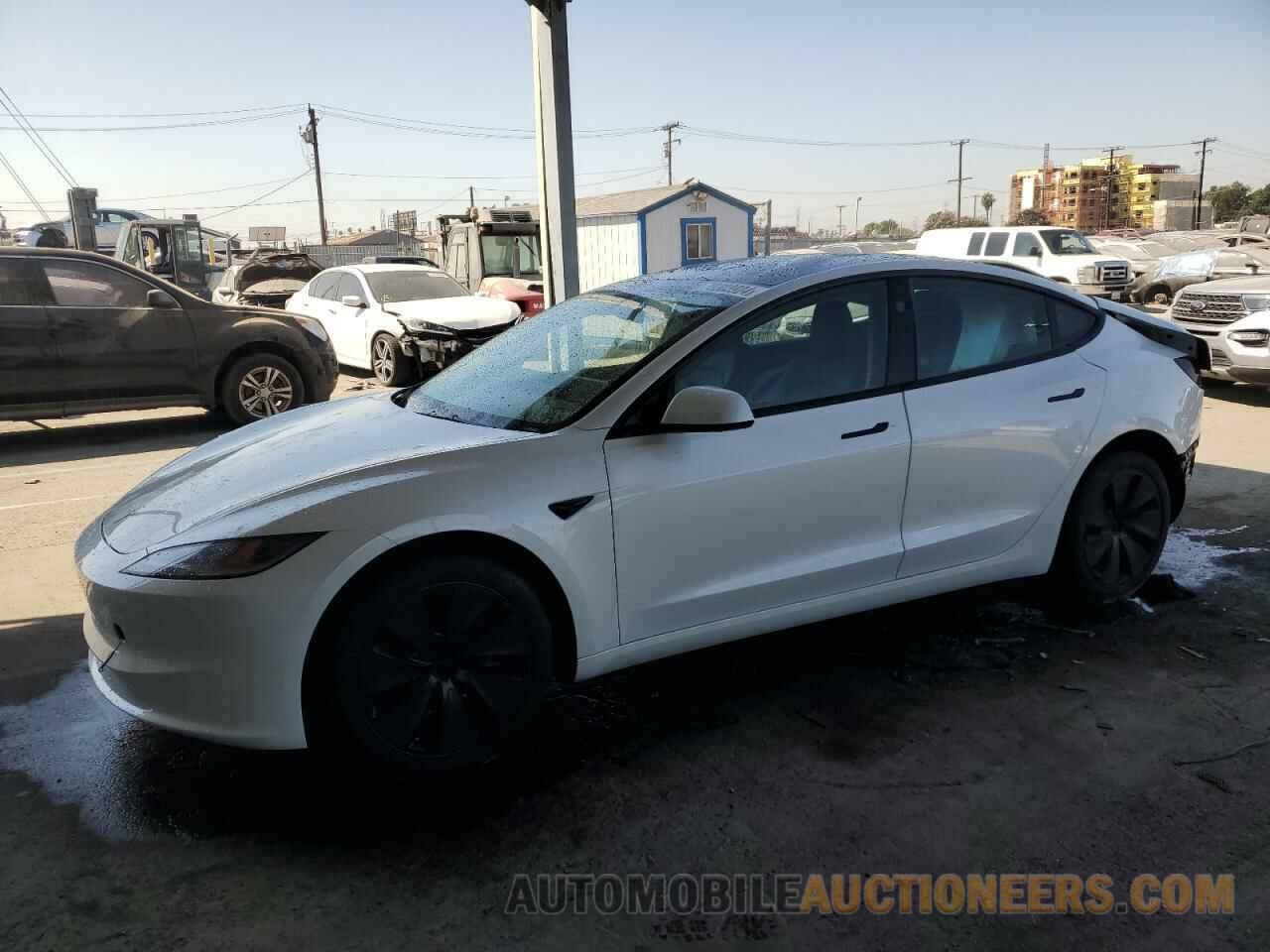 5YJ3E1EA7RF738124 TESLA MODEL 3 2024