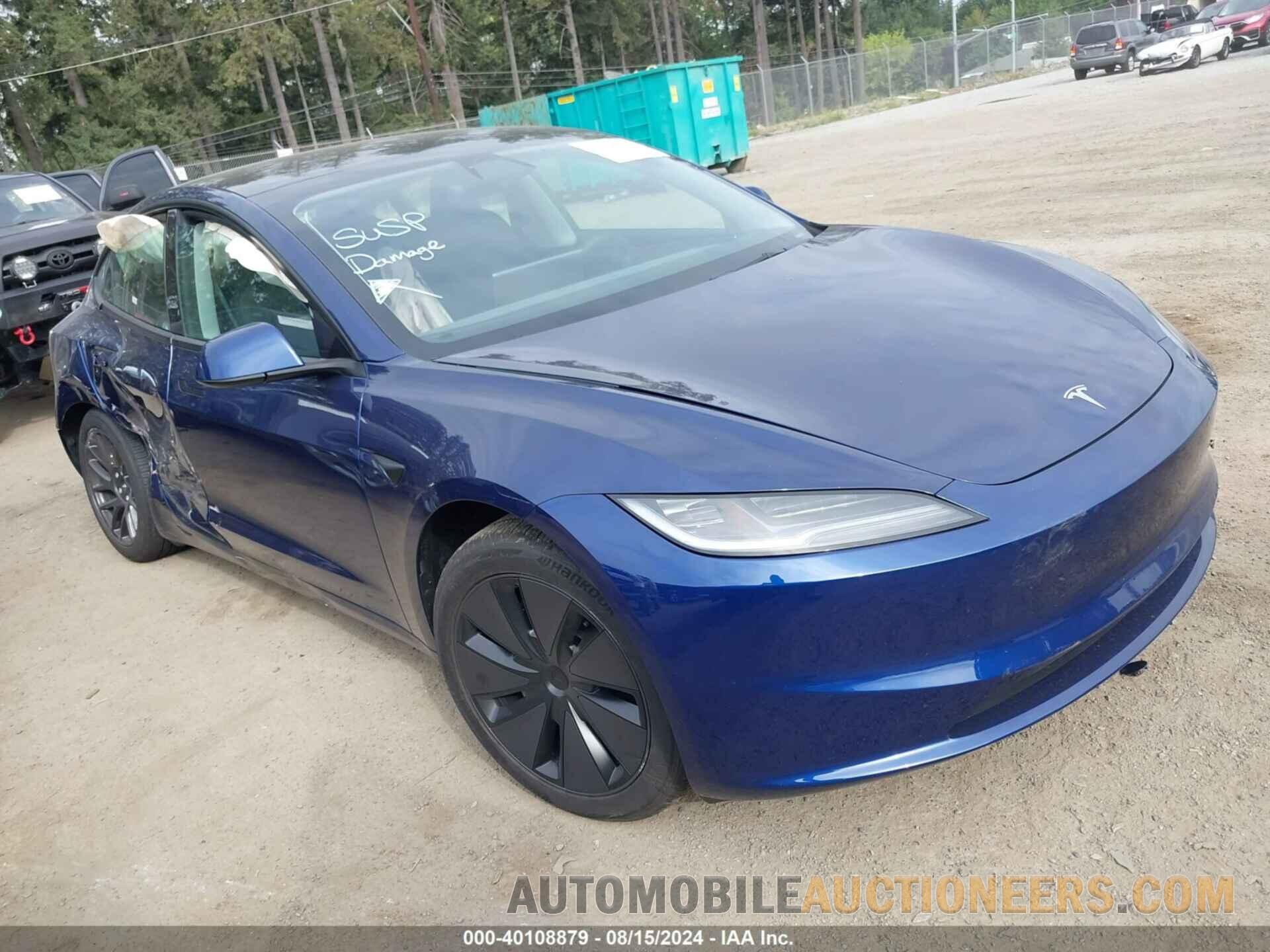 5YJ3E1EA7RF744733 TESLA MODEL 3 2024