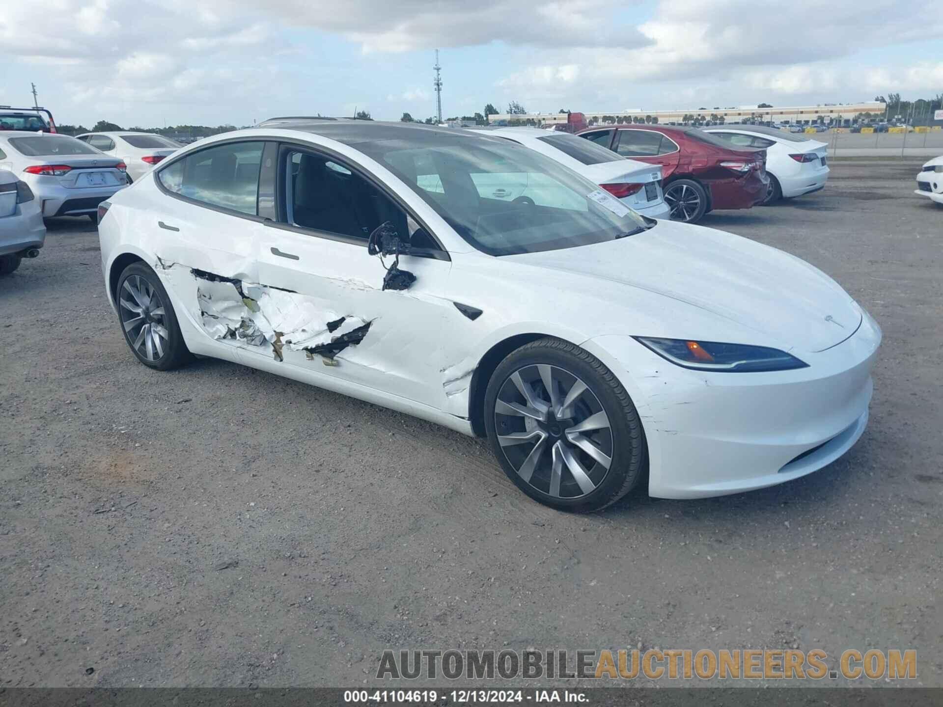 5YJ3E1EA7RF751293 TESLA MODEL 3 2024