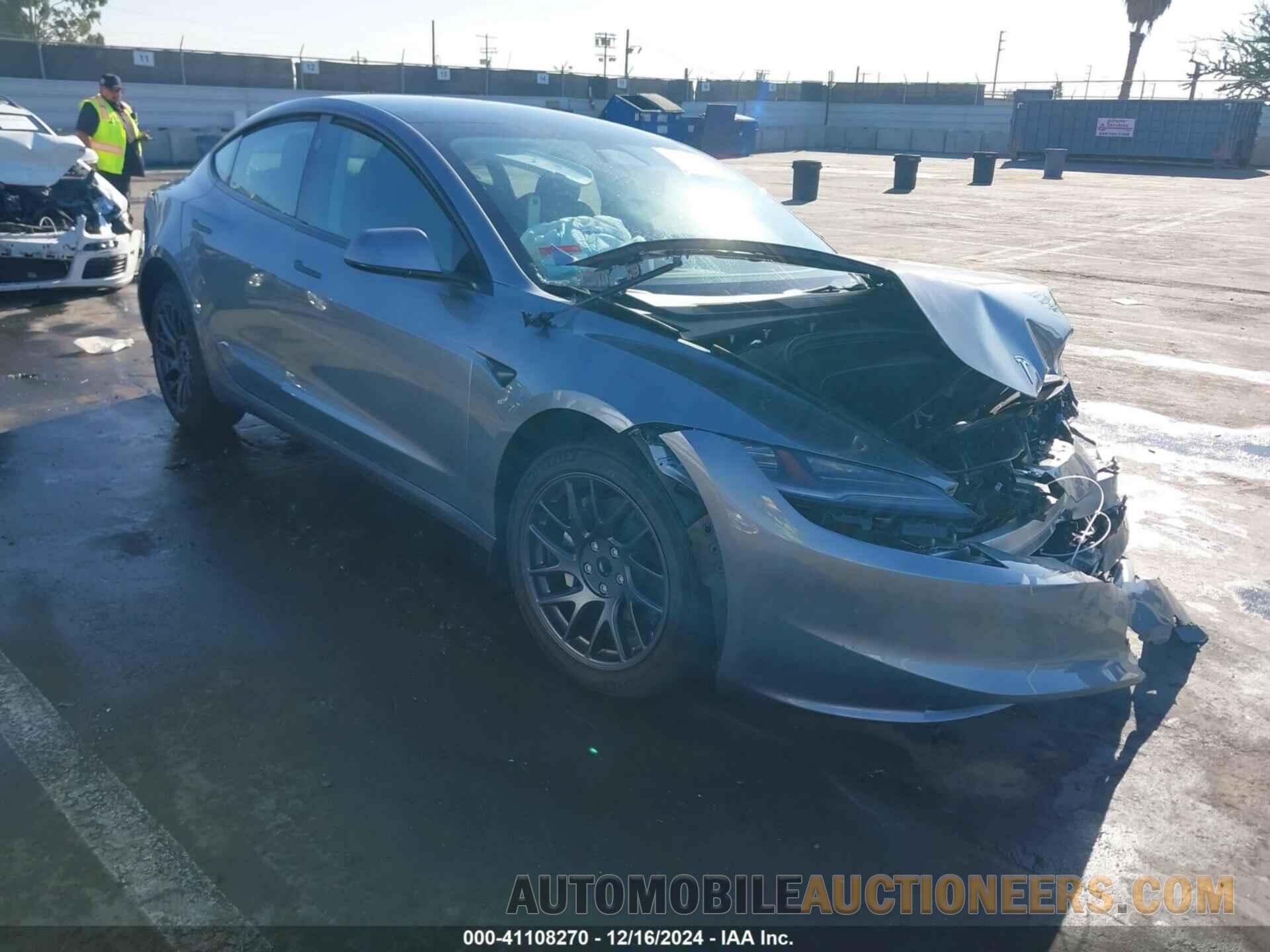 5YJ3E1EA7SF882505 TESLA MODEL 3 2025