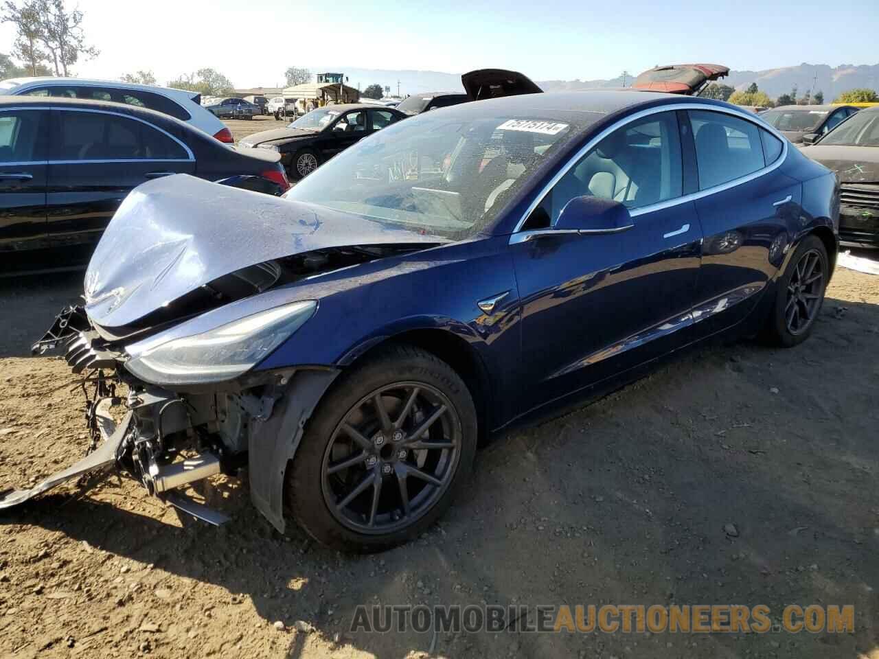 5YJ3E1EA8JF013152 TESLA MODEL 3 2018