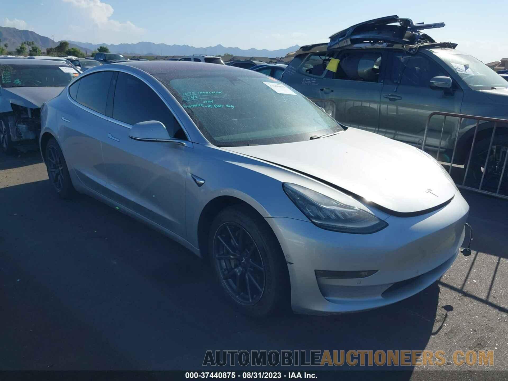 5YJ3E1EA8JF014334 TESLA MODEL 3 2018