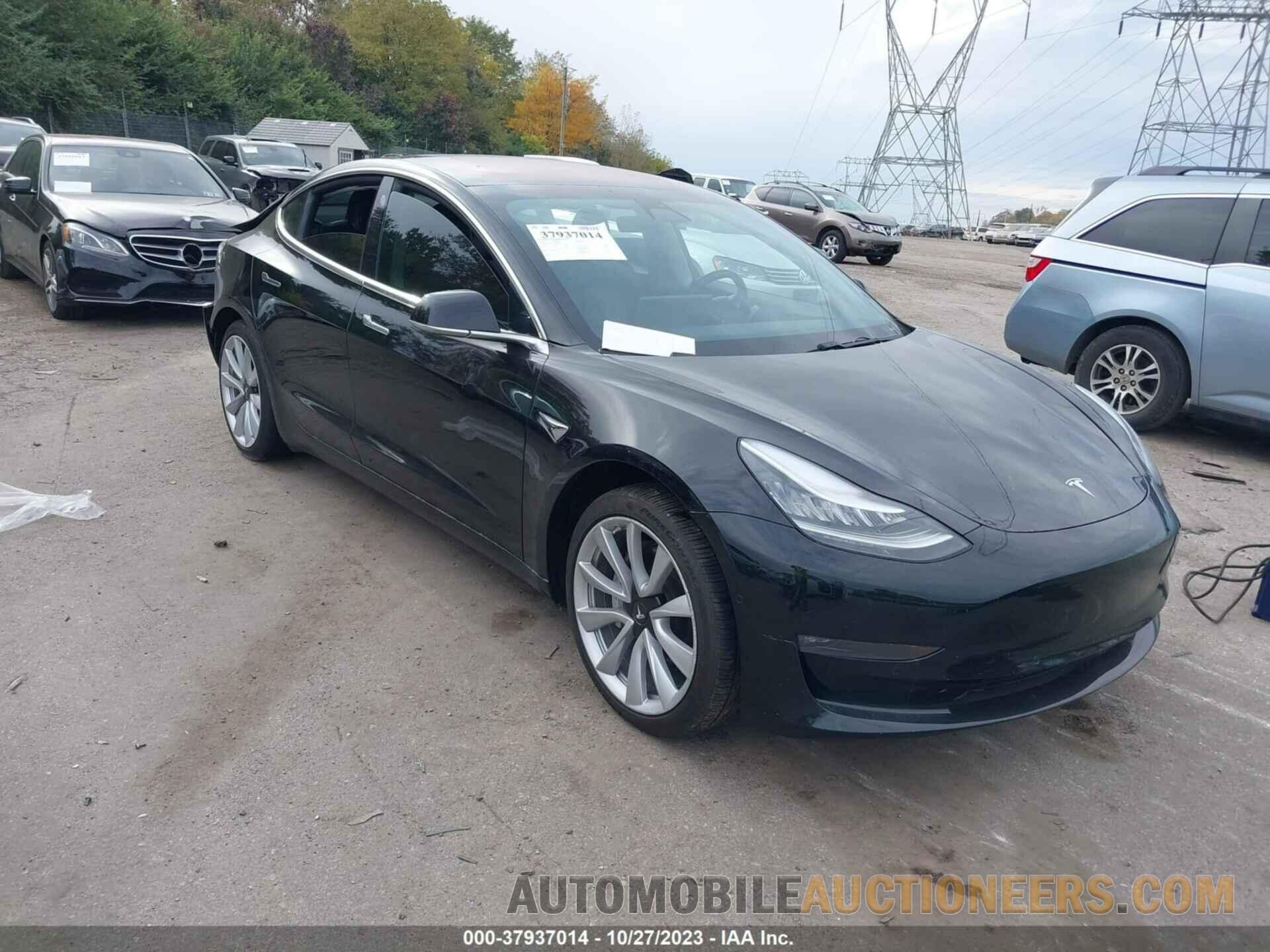 5YJ3E1EA8JF014995 TESLA MODEL 3 2018