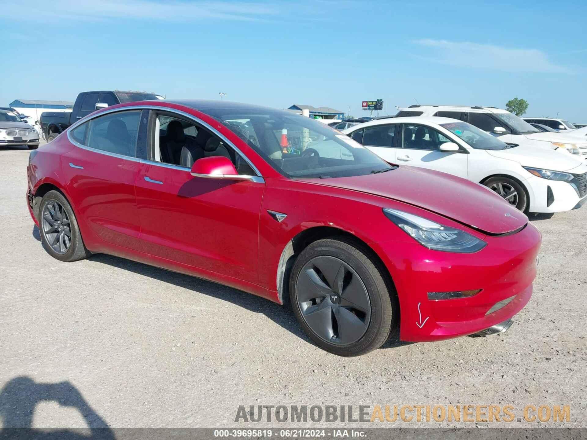 5YJ3E1EA8JF016682 TESLA MODEL 3 2018