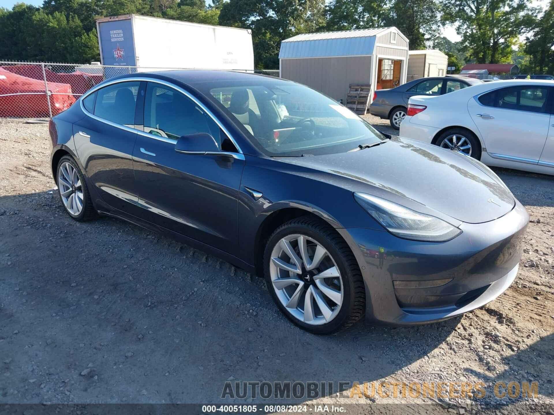 5YJ3E1EA8JF017718 TESLA MODEL 3 2018