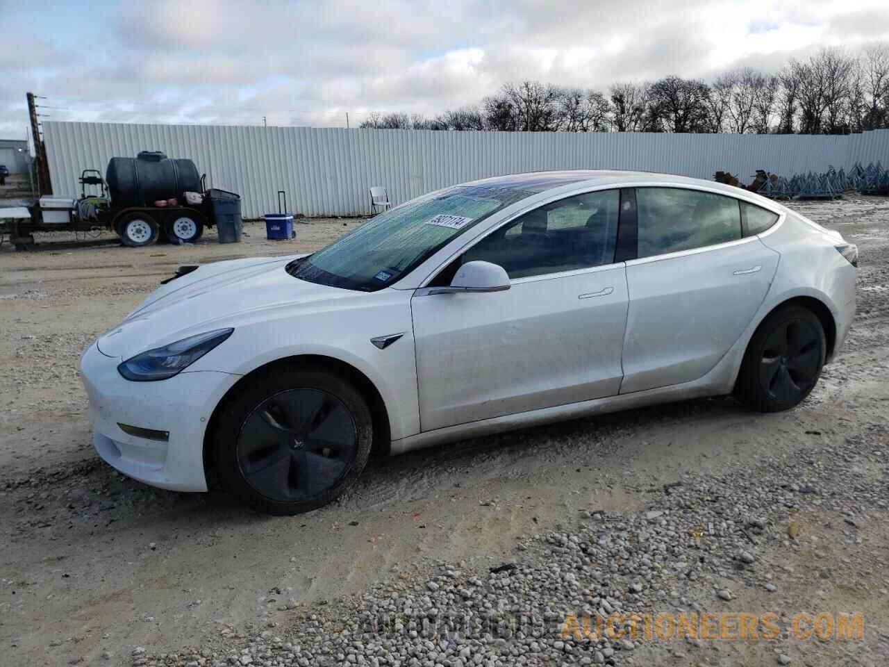 5YJ3E1EA8JF035250 TESLA MODEL 3 2018