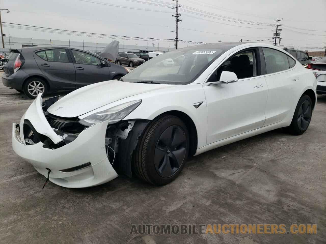 5YJ3E1EA8JF041582 TESLA MODEL 3 2018