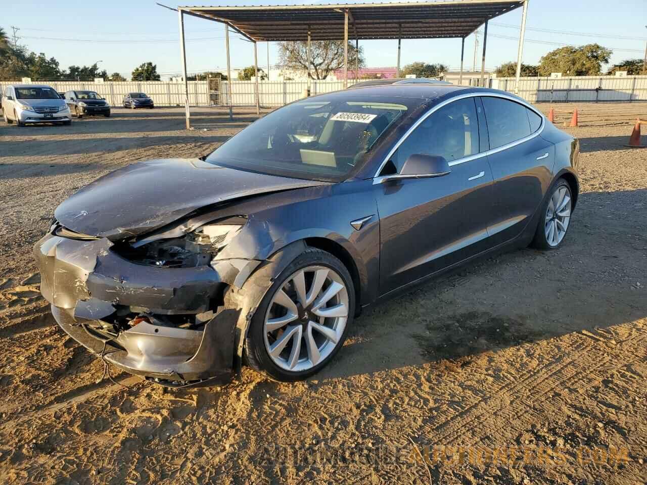 5YJ3E1EA8JF060455 TESLA MODEL 3 2018