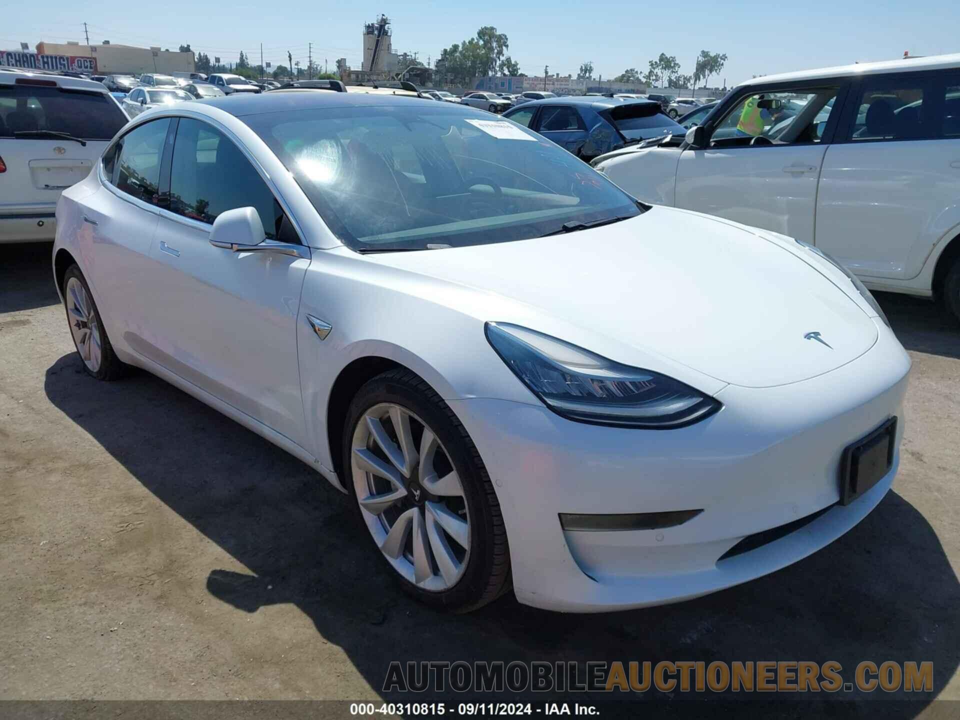 5YJ3E1EA8JF062383 TESLA MODEL 3 2018