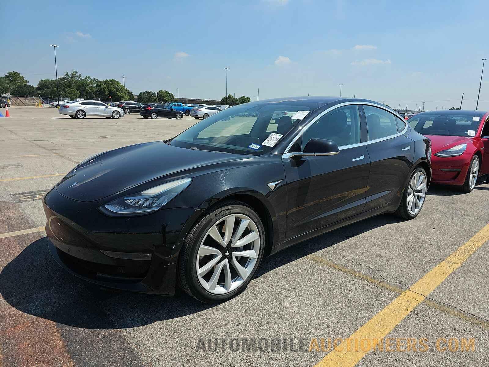 5YJ3E1EA8JF089633 Tesla Model 3 2018