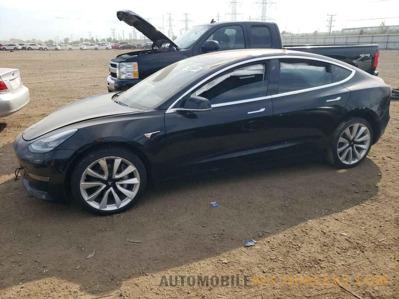 5YJ3E1EA8JF171300 TESLA MODEL 3 2018