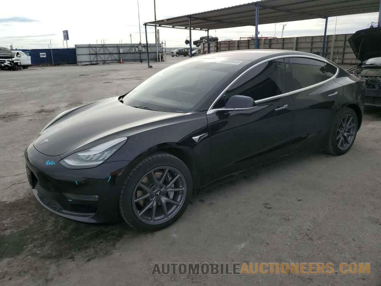 5YJ3E1EA8KF296864 TESLA MODEL 3 2019