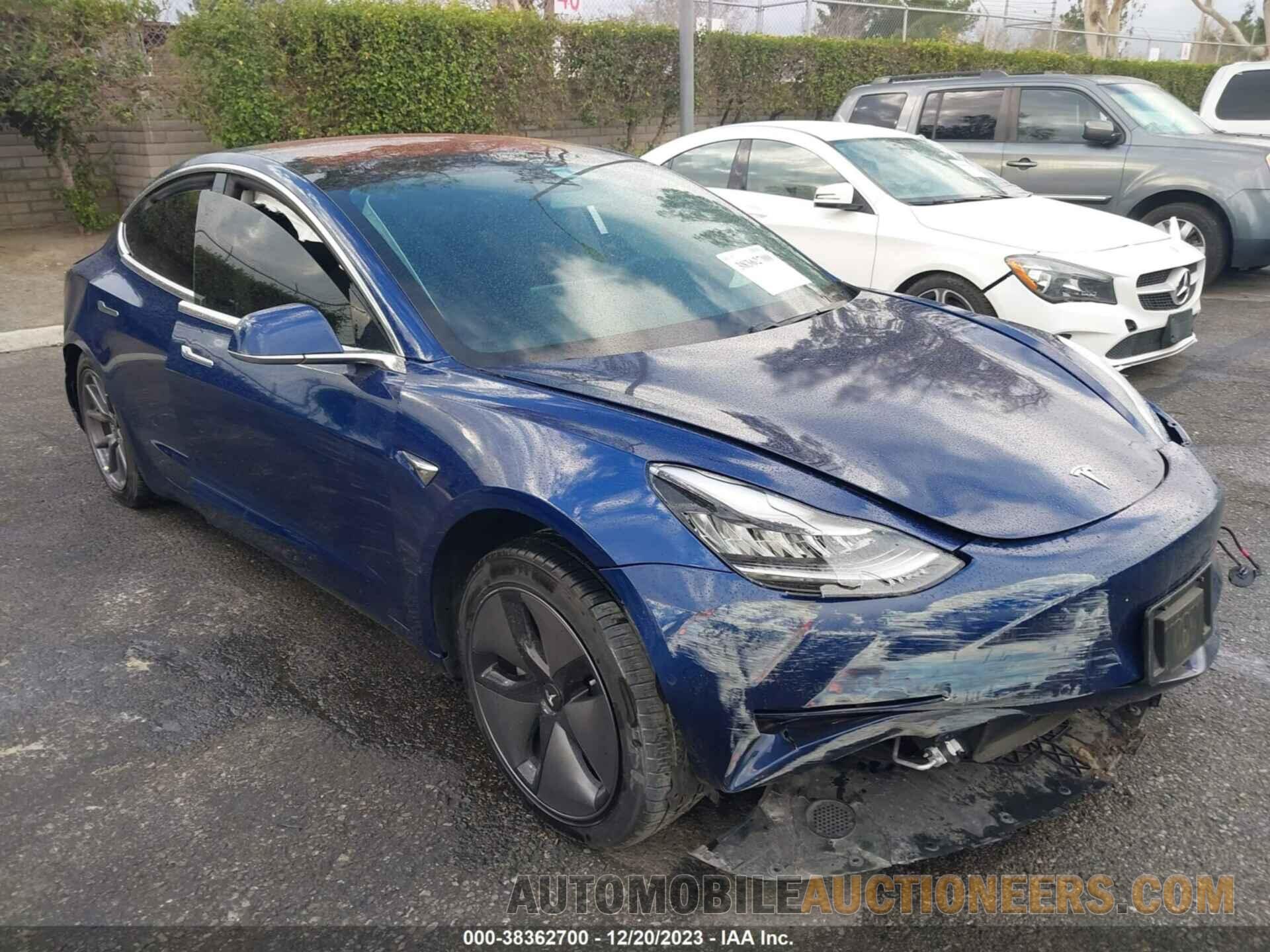 5YJ3E1EA8KF299392 TESLA MODEL 3 2019