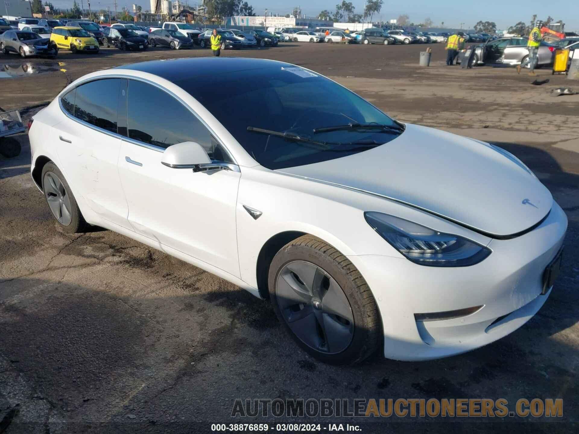 5YJ3E1EA8KF299781 TESLA MODEL 3 2019