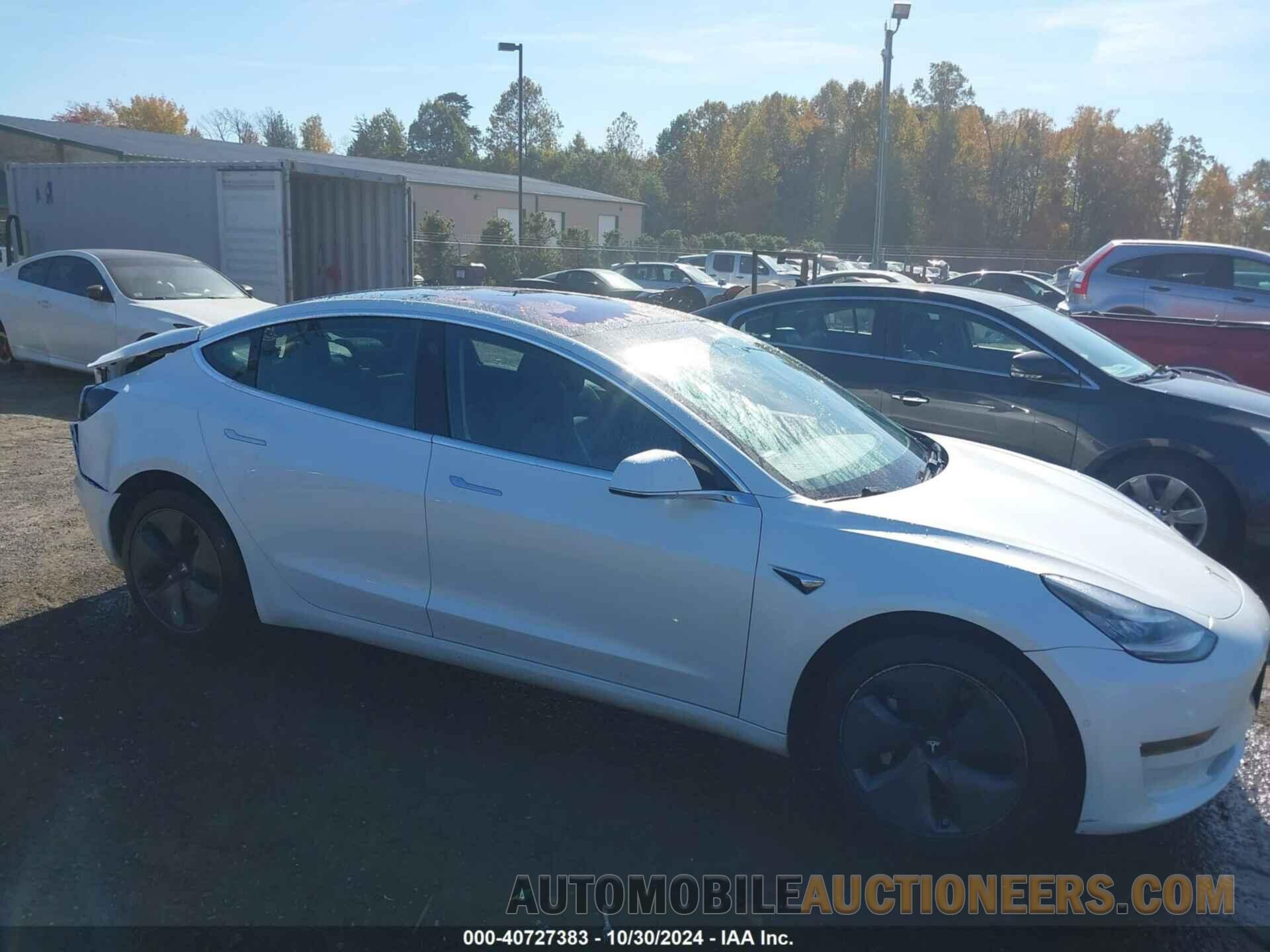 5YJ3E1EA8KF309743 TESLA MODEL 3 2019